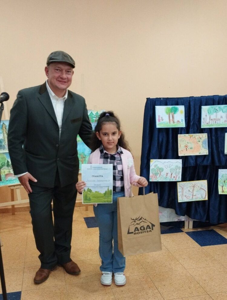 Наградиха малките художници от конкурса “Гората и нейното многообразие”