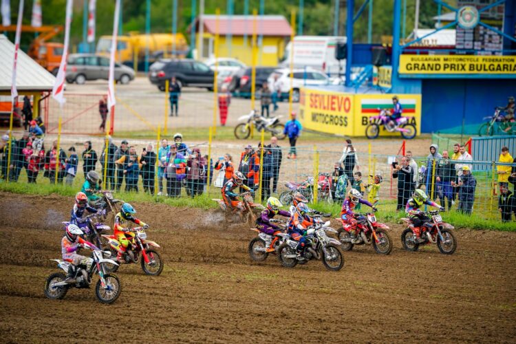 160 състезатели от 8 държави прие мотополигон №1 в света