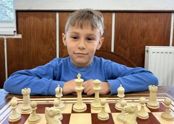 Седемгодишният Христо Чакъров стана шампион по шахмат