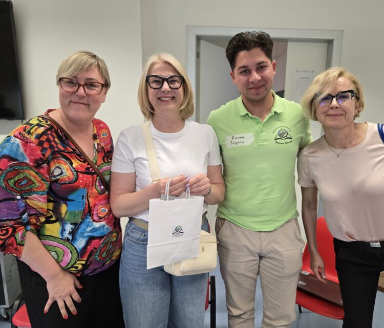 Българският глас, който отекна в Европа: Румен Мартинов, Красимира Данаилова и Сабие Ходжева представиха България на международна конференция по въпросите на образованието в Италия