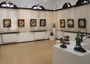 Градската галерия показва “Митове и легенди”