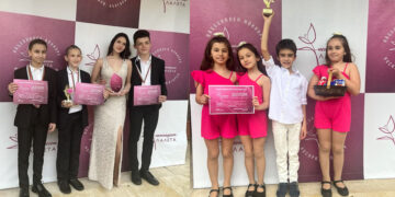 11 награди за ВФ „Upstream Voices” от Националния конкурс за популярна песен „Петнадесет лалета“