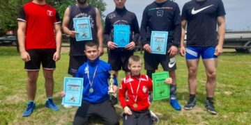 Пет медала и най-резултатен борец за “Дан Колов”