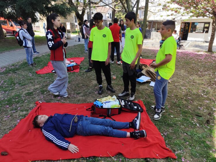 Общинският кръг на националното състезание за действия при извънредни ситуации се проведе в Севлиево