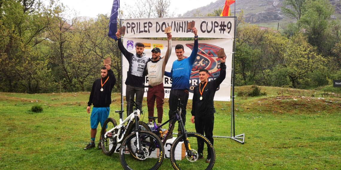 Нажежени колоездачни страсти на макс, състезателите ни набират скорост