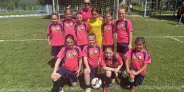 Малките ни футболистки с две разгромни победи, девойките отстъпиха