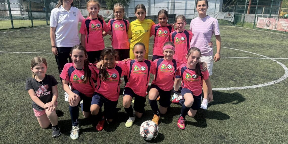 Най-малките ни футболистки продължават със силно представяне