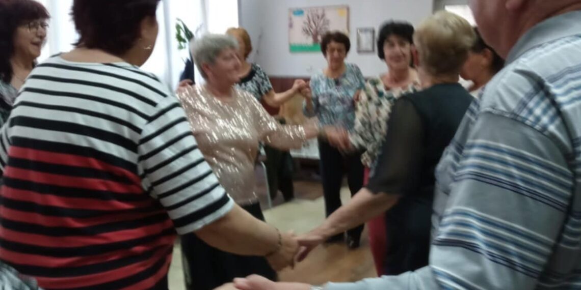 Защото обичат да се веселят и са млади по дух