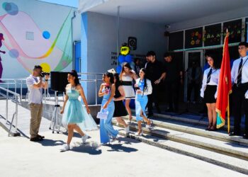 Тържествен и вълнуващ Ден на зрелостника в ПГМЕТ “Ген. Иван Бъчваров”