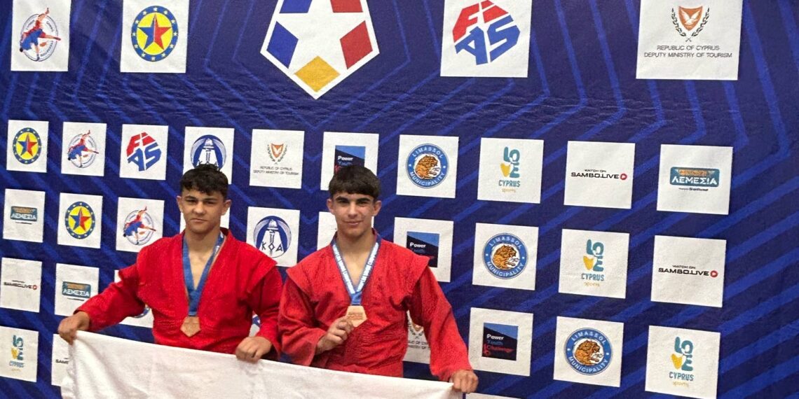 Севлиевска радост – двама самбисти с бронзови медали от Европейското
