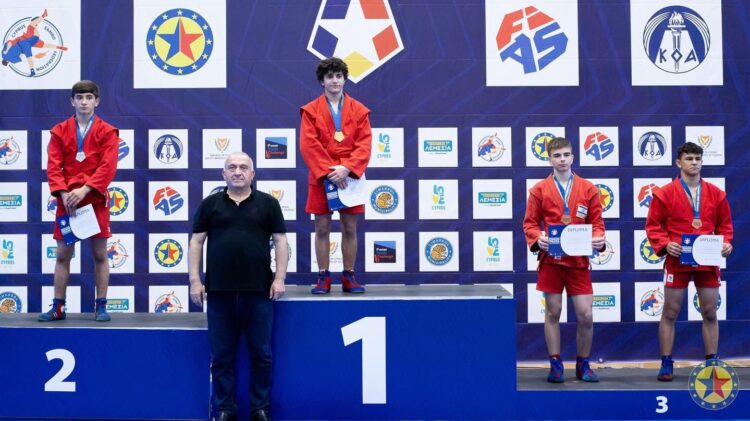 Севлиевска радост – двама самбисти с бронзови медали от Европейското