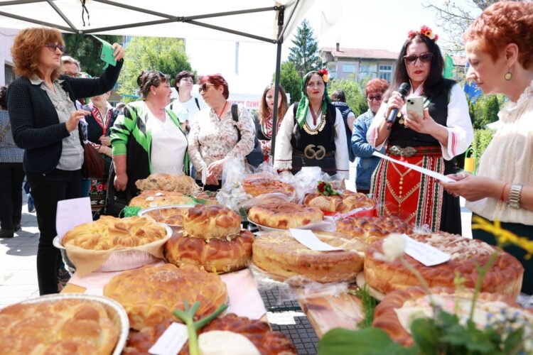“Семе българско” зася дух и надежда: 11-ото издание на фестивала събра хиляди в името на традициите и живота