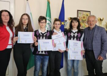 Национални отличия за малките програмисти от СУ “Васил Левски”