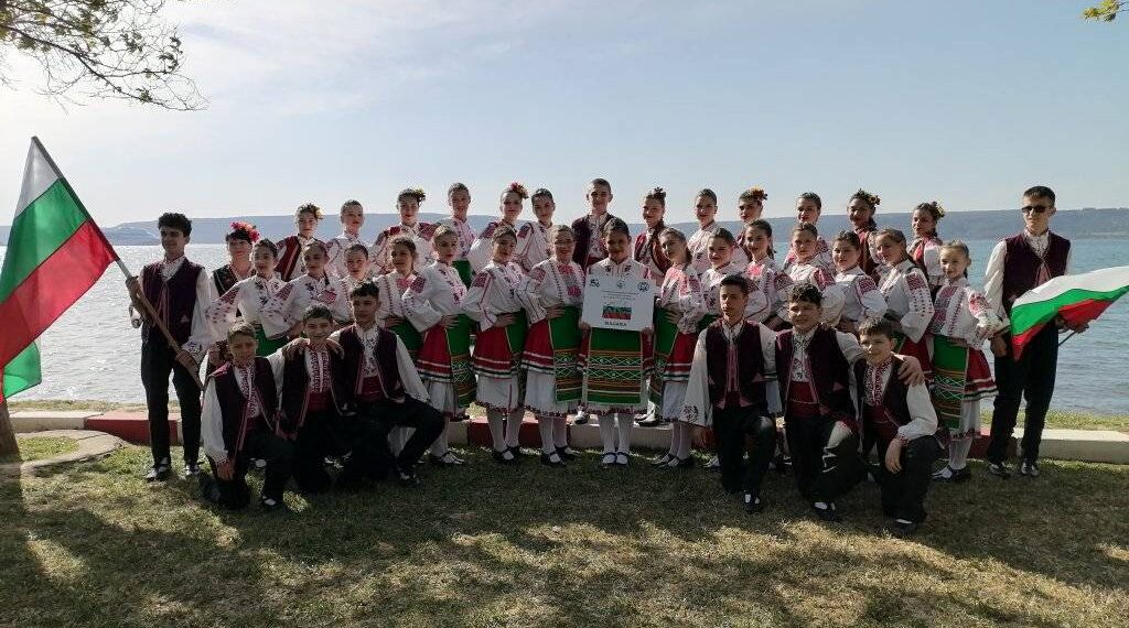 ДФА “Развитие” – посланик на българския фолклор, на Международен фестивал в Турция