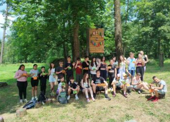 Ученици от Полша гостуваха на ДЛС “Росица”