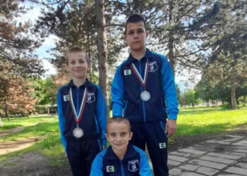 Почетна стълбица за борците от силния международен турнир в Пловдив