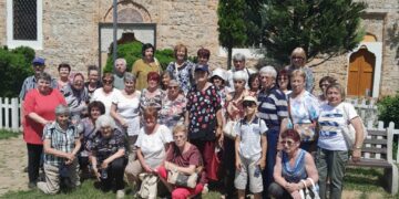 Пенсионери от Севлиево на весела и незабравима екскурзия до Правец и Етрополе