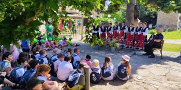 Под еньовския венец – за здраве и традиция в Севлиево