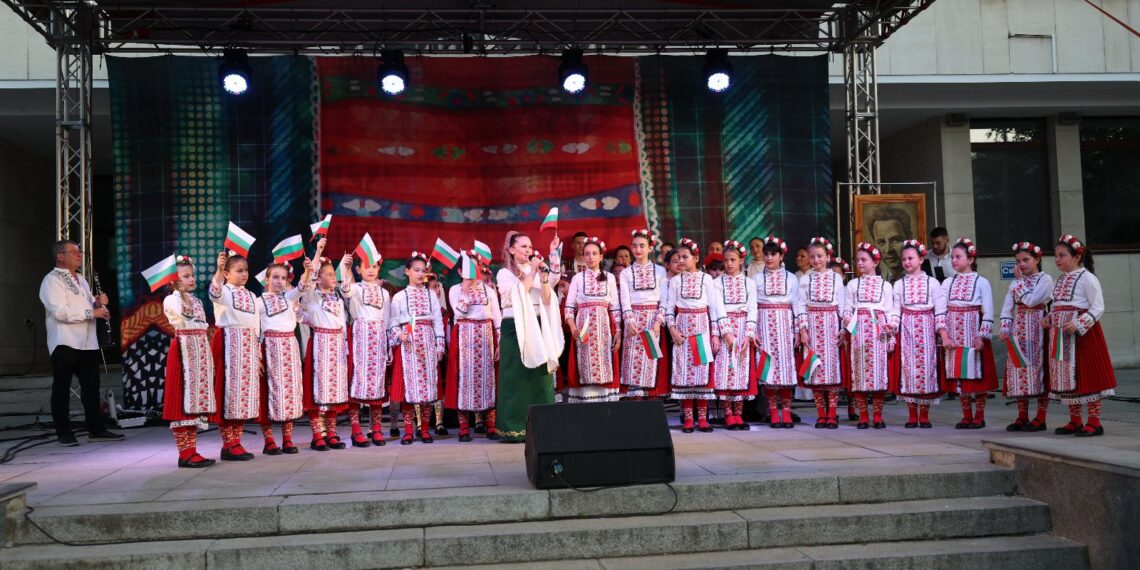 Севлиево отдаде почит на Борис Машалов с вълнуващ концерт “Наследство” – празник на българската народна песен