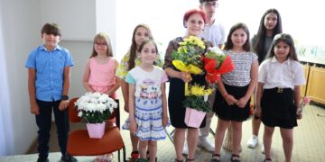 Музикална симбиоза – годишната продукция на Школа по синтезатор и акордеон