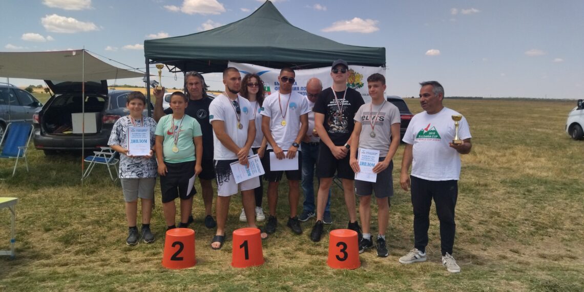 Националното първенство по ракетомоделизъм донесе дъжд от медали за севлиевците