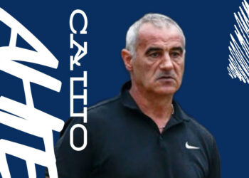 Сашо Ангелов остава начело на тима и в професионалния футбол