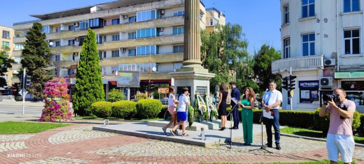 148 години свободно Севлиево