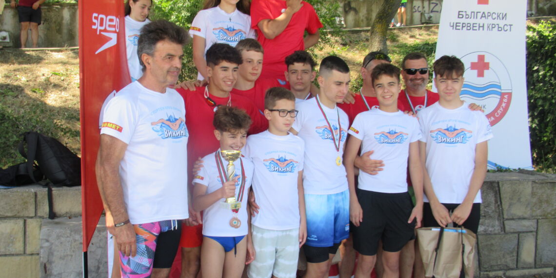 Водните ни спасители отново отличници – трети в страната