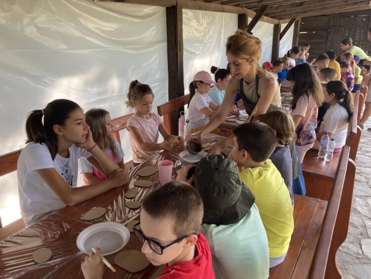 Ден на творчество и история събра малки и големи “Заедно на Хоталич”