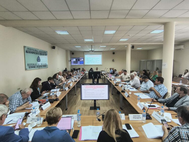 ИСС: Недекларираният труд остава едно от най-сериозните проявления на проблемите при сезонната заетост