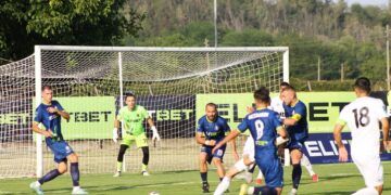 ФК “Севлиево” падна от “гробарите” на старта на Втора лига