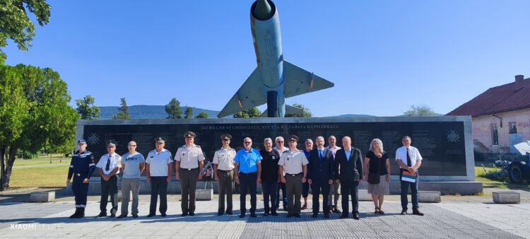 В Севлиево отбелязаха 147-ата годишнина от създаването на Българската армия