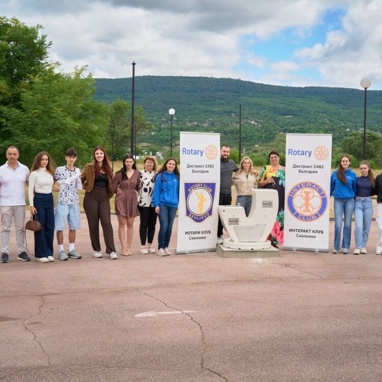 Интеракт дари нова чешма в парк “Казармите” – с мисъл за хората и животните