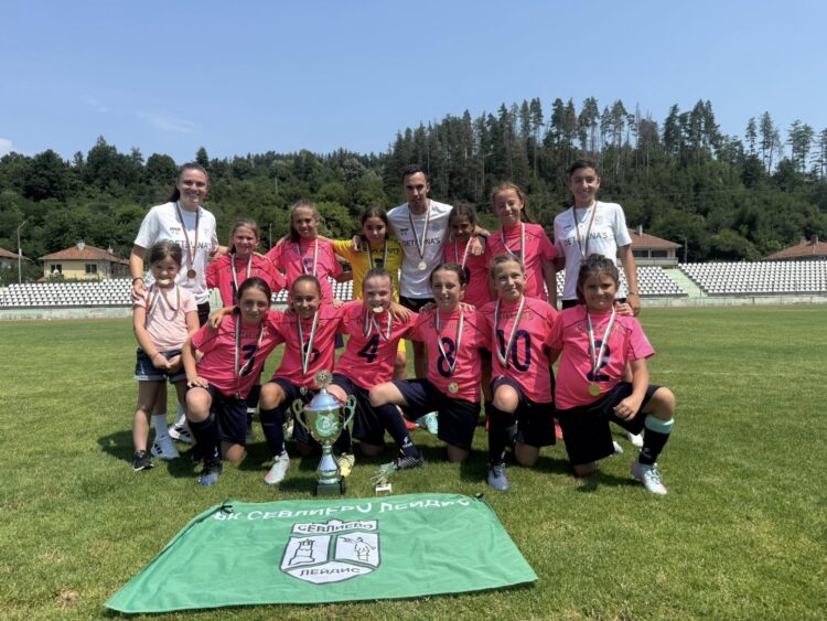 Исторически успех – девойките на “Севлиево Лейдис” станаха за трети пъти национален шампион