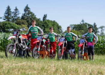 Петър Петров изведе родни мотористи на Световното във Франция