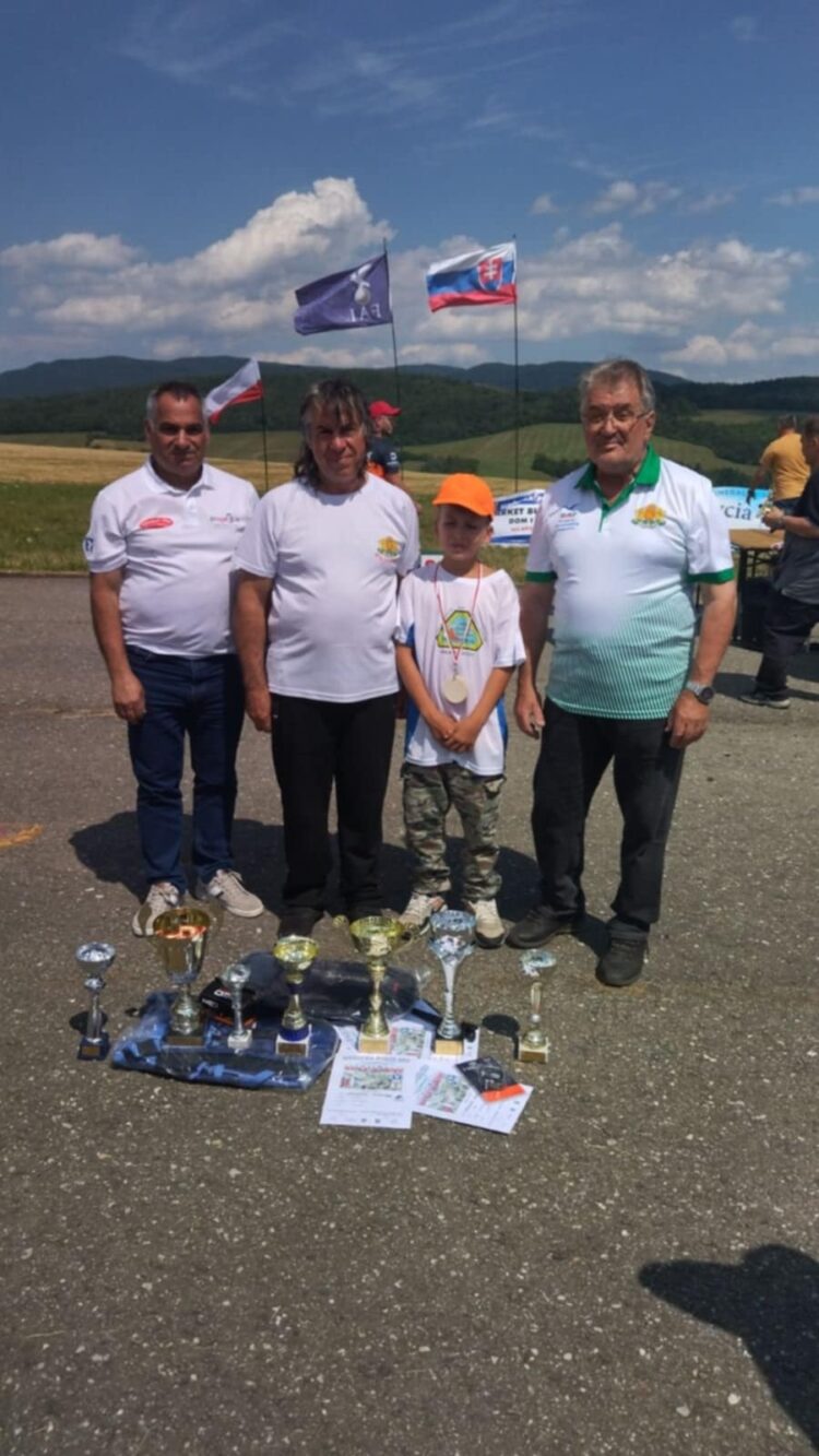 Пореден успех в ракетомоделизма – 6 купи от “Muszyna Space Cup 2025”