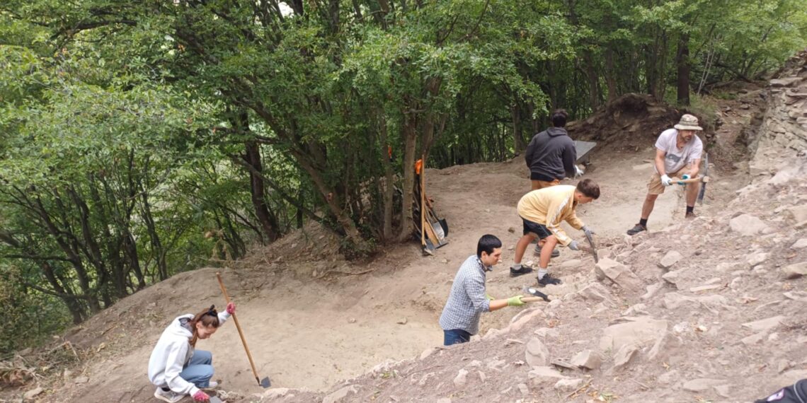 Международен екип проучва крепостта Хоталич в 46-ия археологически сезон