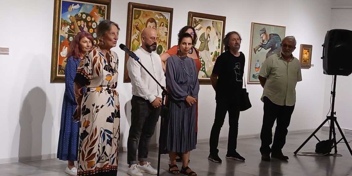 Откриха  изложба “Светлата страна на живота” в ДХС в Габрово