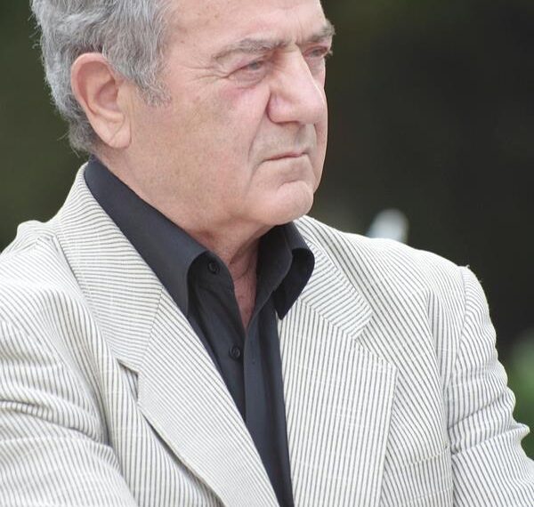 Попарени надежди