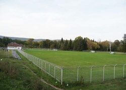 “Етър”-ки възхитени от терена на ДЮШ