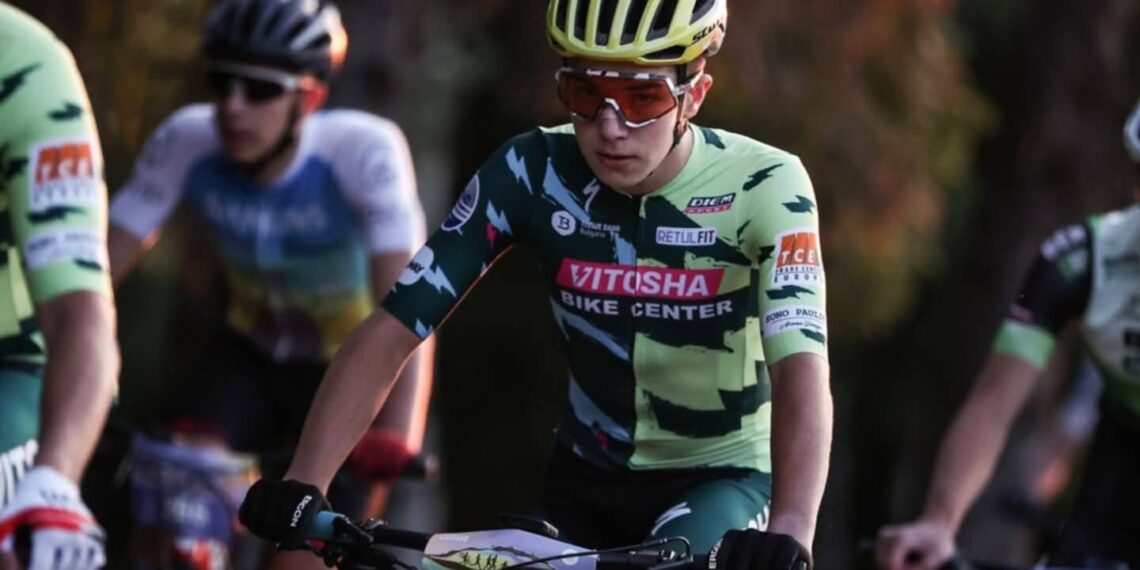 Шампионът Мишо Костадинов отново със злато, сребро за Сашо Иванов