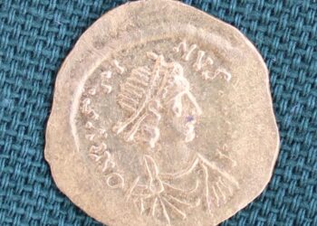 Откриха златна монета на крепостта „Хоталич“ в Севлиево