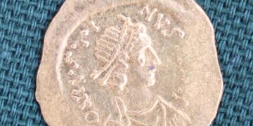 Откриха златна монета на крепостта „Хоталич“ в Севлиево