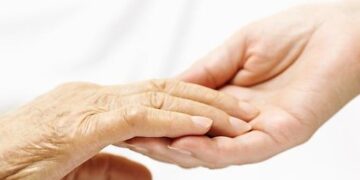 Етикет за мизерия и нарушаване на човешките права ли са всички български старчески домове?