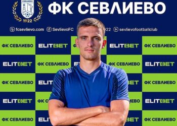 Футболната селекция продължава, Стелиян Добрев се завръща