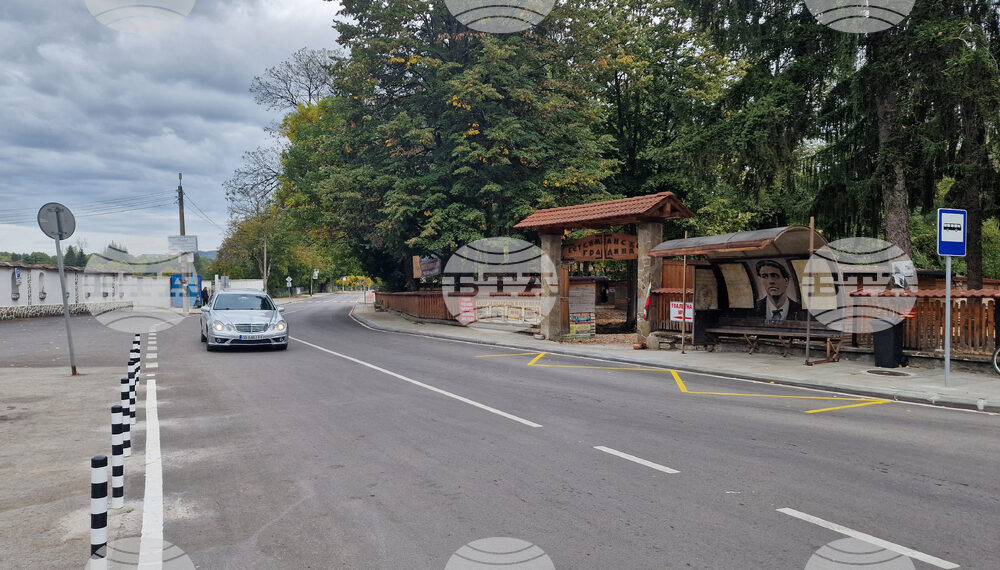 Въвеждат се временни ограничения на движението по пътя към Троянския манастир в дните от 14 до 17 август