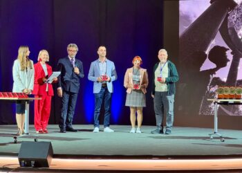 Заслужено признание – 18 медала от Международната фотографска олимпиада в Санкт Петербург