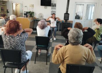 Проектът “Достойни години” вдъхва ново съдържание на срещите в пенсионерските клубове в Севлиево