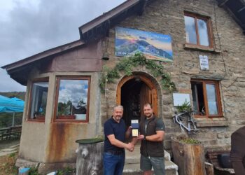 Планински плакет за юбилея на “Мазалат”