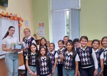 Четвъртокласници събраха пари за участие на таекуондистите в Световното